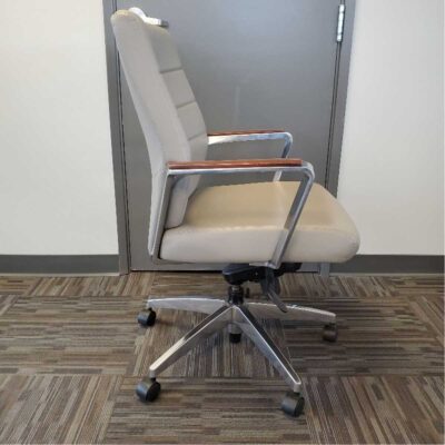 Luray LB Chair